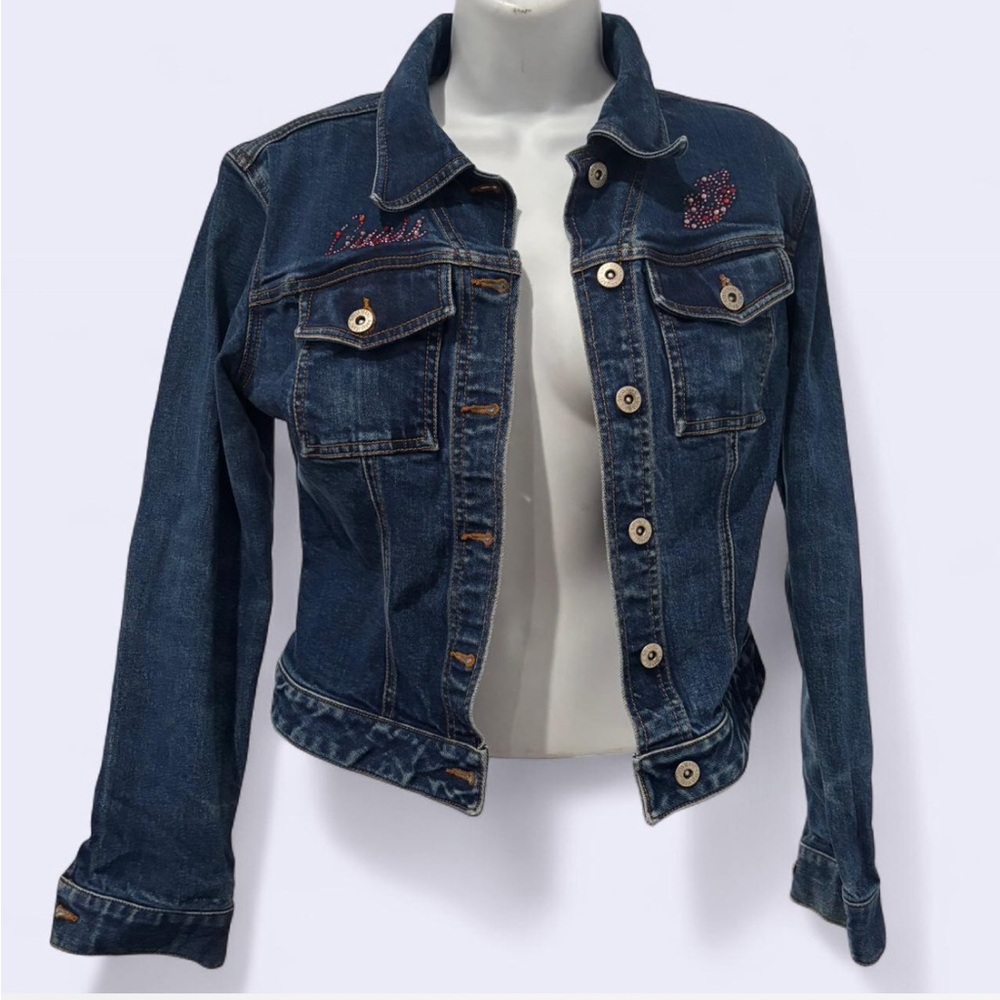 Vintage Women's Blue Guess Denim Jacket - Picture 2 of 5